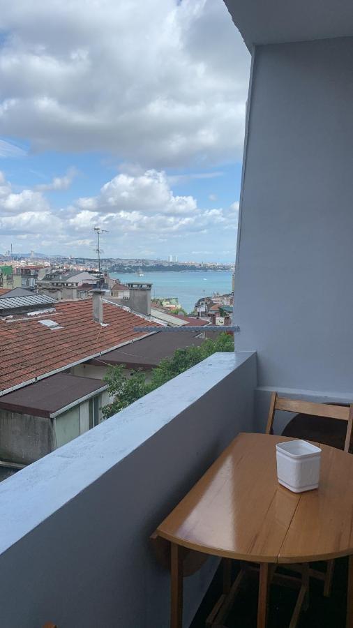Ferienwohnung Butiq Flat With Bosphorus View Istanbul Exterior foto